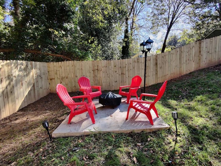 أتلانتا West End Bungalow Perfect To Work, Play, & Escape المظهر الخارجي الصورة