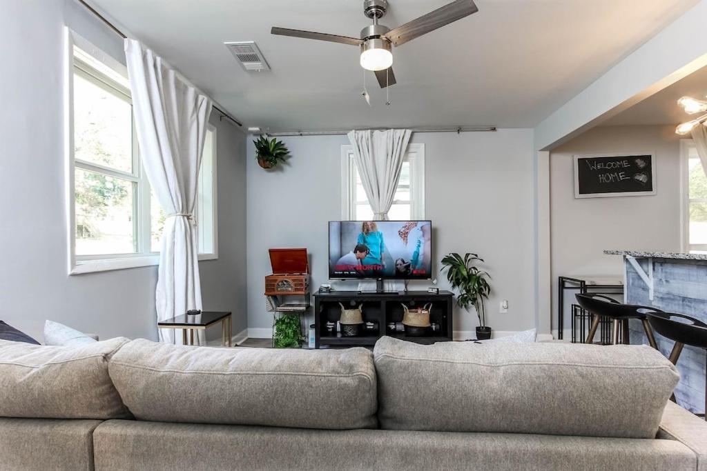 أتلانتا West End Bungalow Perfect To Work, Play, & Escape المظهر الخارجي الصورة